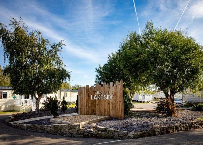 Tuscany Lodge Merston Exteriör bild